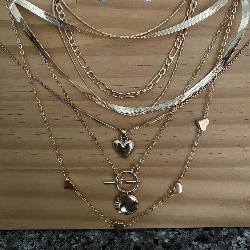 Multi layered gold tone necklace NEW